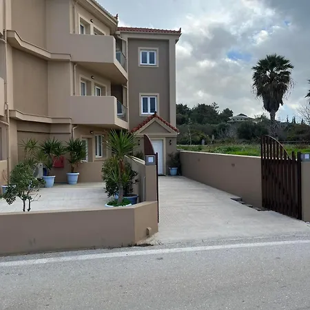 Egialion Iqia * Argostoli (Kefalonia)