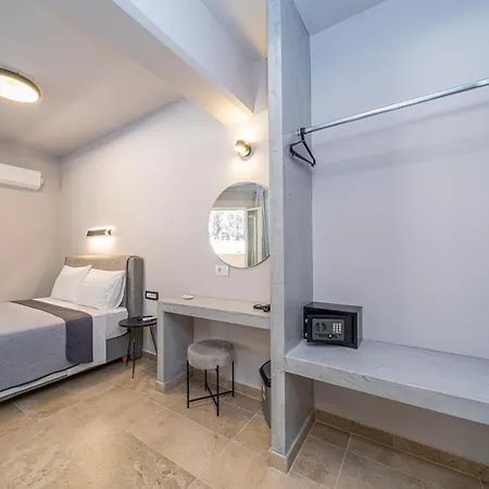 Egialion Iqia Argostoli (Kefalonia)