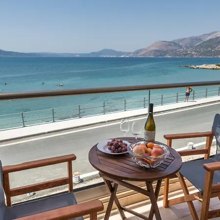 Apartament Egialion Iqia *