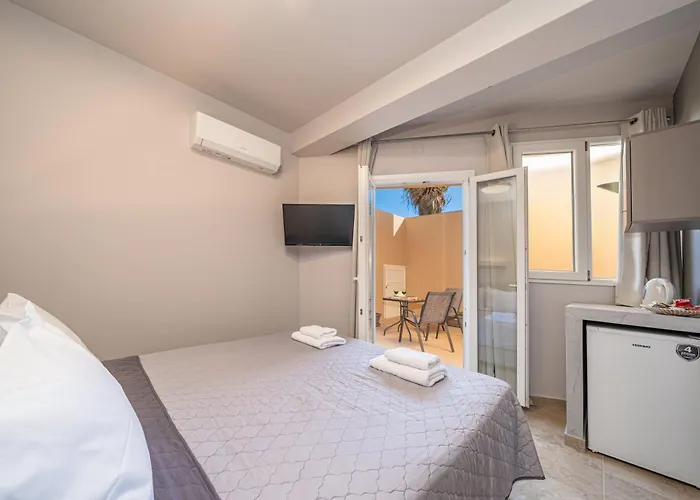 Egialion Iqia * Argostoli (Kefalonia)